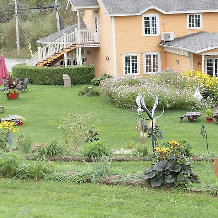 Auberge La Daina Baie-Saint-Paul Bagian luar foto
